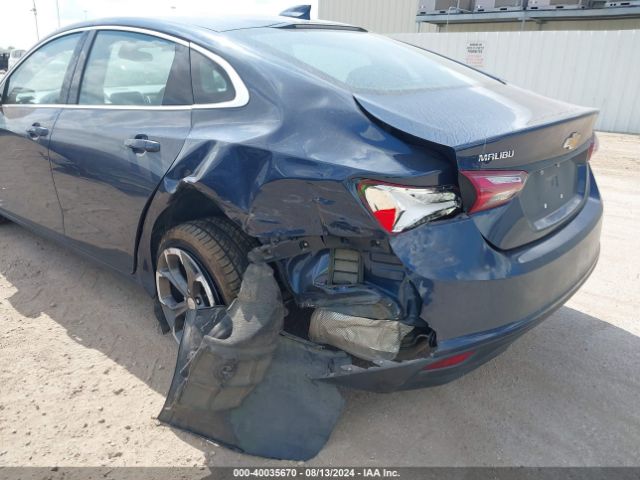 1G1ZD5ST3NF130061 Chevrolet Malibu Fwd Lt
