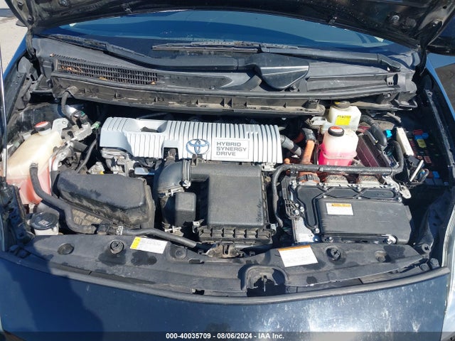 Toyota Prius Two 2015 JTDKN3DU3F0460013 Image 10