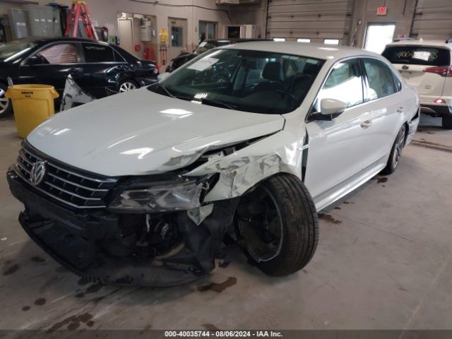 1VWDT7A3XHC004221 Volkswagen Passat 1.8t R-line