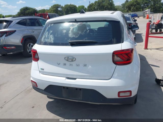 KMHRB8A35MU093732 Hyundai Venue Se