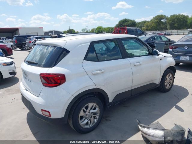 KMHRB8A35MU093732 Hyundai Venue Se