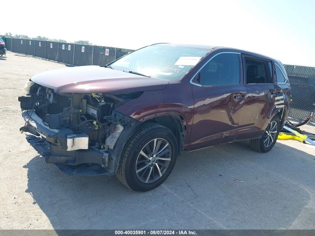 Toyota Highlander Xle 2017 5TDKZRFHXHS232338 Image 2