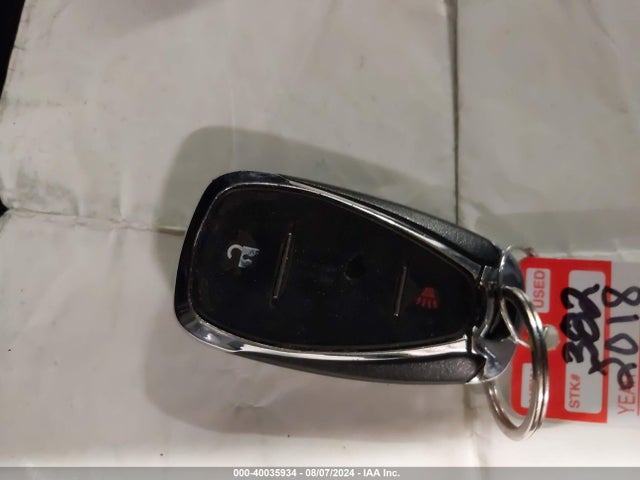 Chevrolet EQUINOX LT 2018 3GNAXSEV0JS551031 Image 11