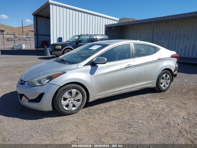 Hyundai ELANTRA SE 2016 5NPDH4AE7GH739939 Image 2