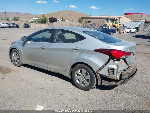 Hyundai ELANTRA SE 2016 5NPDH4AE7GH739939 Image 3