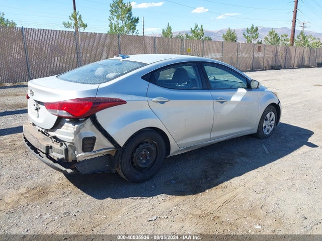 Hyundai ELANTRA SE 2016 5NPDH4AE7GH739939 Image 4