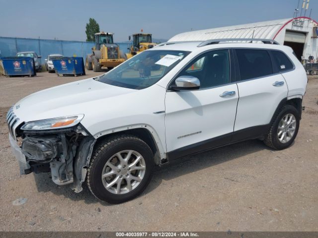 1C4PJMCB2HD215898 Jeep Cherokee Latitude 4x4