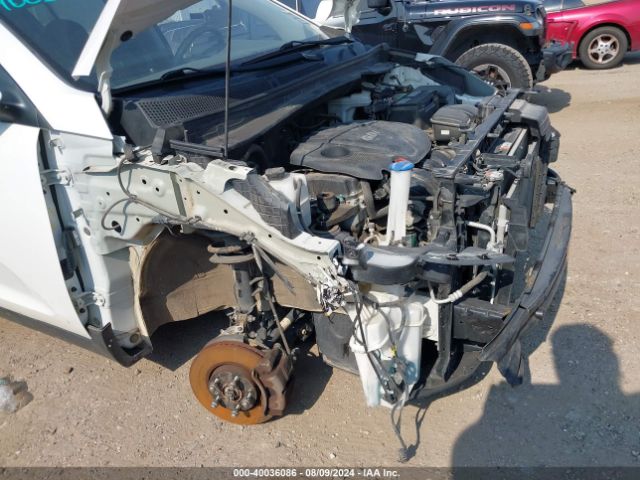 KNDPC3AC3F7758043 KIA Sportage Ex