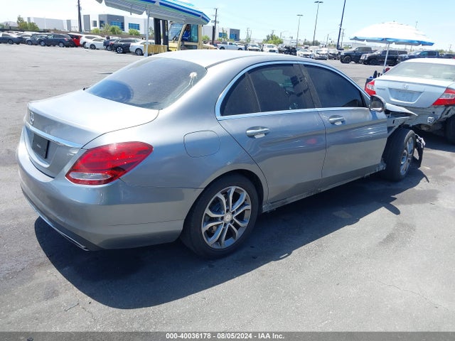 55SWF4JB1GU144036 Mercedes-Benz C 300 Luxury/sport