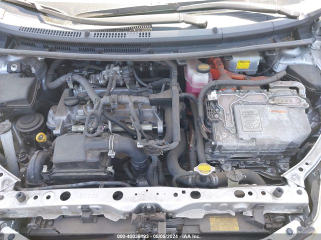 JTDKDTB38E1080977 Toyota Prius C One