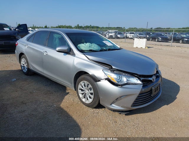 2016 4T4BF1FK8GR583931 main image