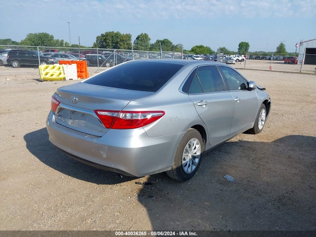 Toyota CAMRY LE 2016 4T4BF1FK8GR583931 Image 4