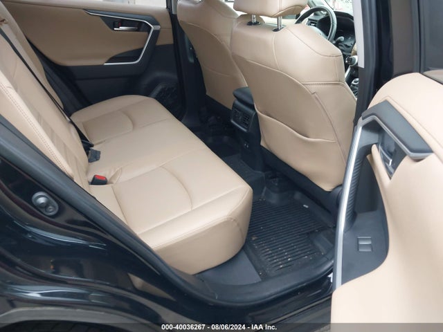 Toyota Rav4 Limited 2019 JTMN1RFV5KD002669 Image 8
