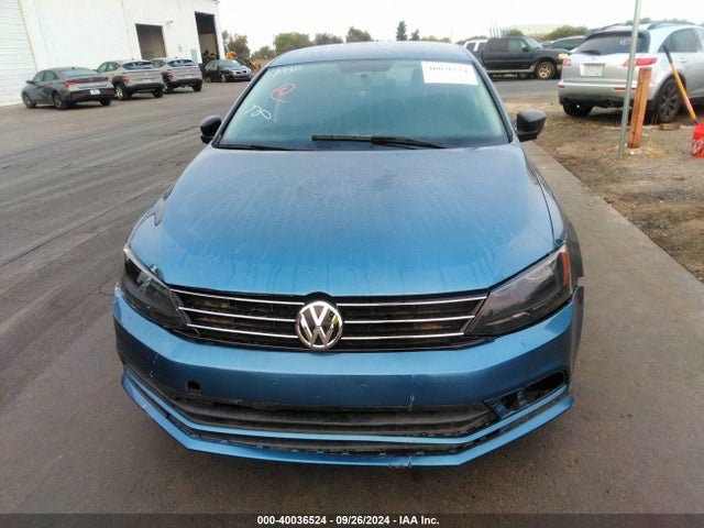 3VWD17AJ3FM255288 Volkswagen Jetta 1.8t Se