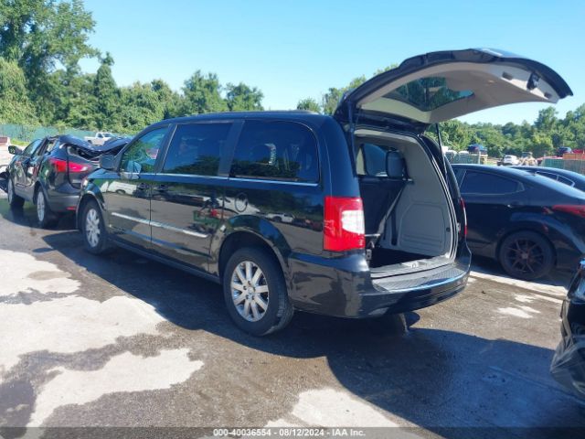 2C4RC1BG2FR600953 Chrysler Town & Country Touring