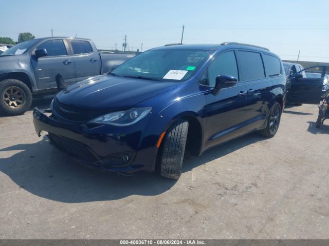 2C4RC1GG6JR358329 Chrysler Pacifica Limited