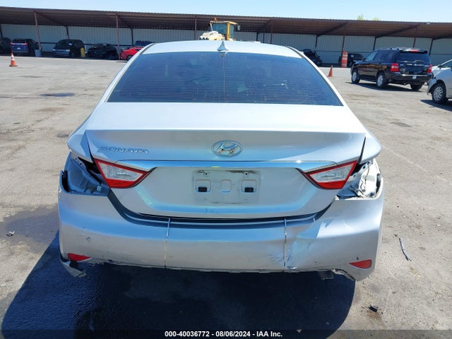 Hyundai SONATA GLS 2014 5NPEB4AC1EH911030 Image 17