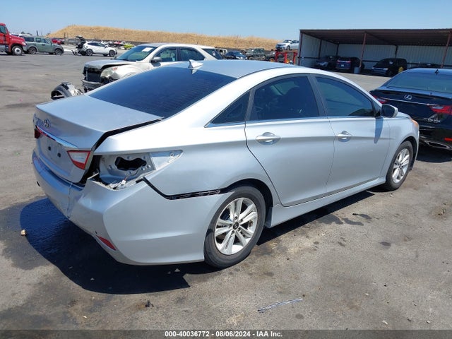 Hyundai SONATA GLS 2014 5NPEB4AC1EH911030 Image 4