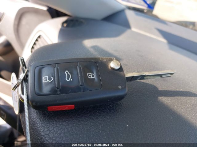3VW2B7AJXJM213861 Volkswagen Jetta 1.4t S