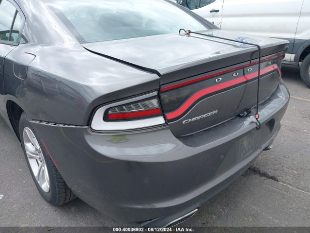 2C3CDXBG8FH737833 Dodge Charger Se
