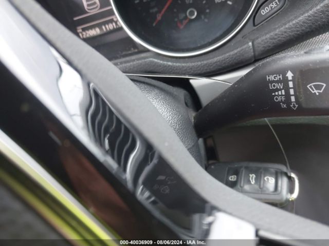 1VWAT7A36HC027935 Volkswagen Passat 1.8t S