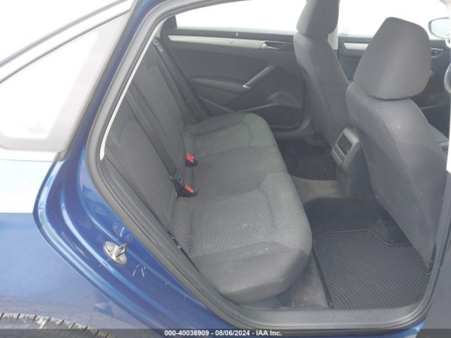 1VWAT7A36HC027935 Volkswagen Passat 1.8t S