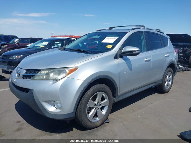 Toyota Rav4 Xle 2015 2T3WFREV2FW183505 Image 2