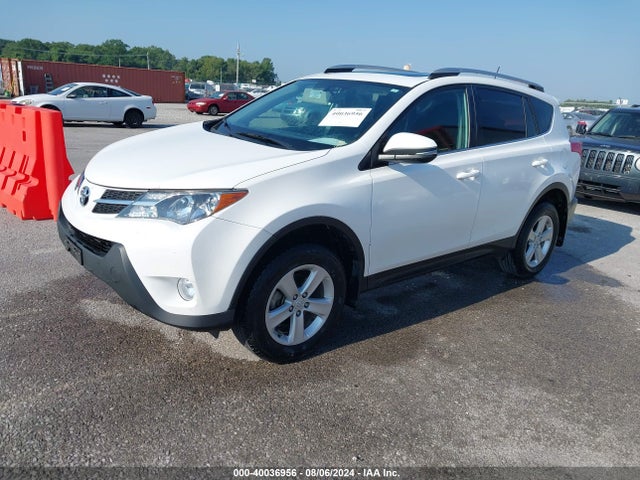 Toyota Rav4 Xle 2014 2T3WFREV3EW118998 Image 2