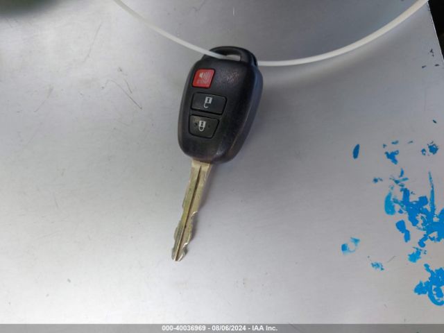 JTDKDTB36F1112648 Toyota Prius C One