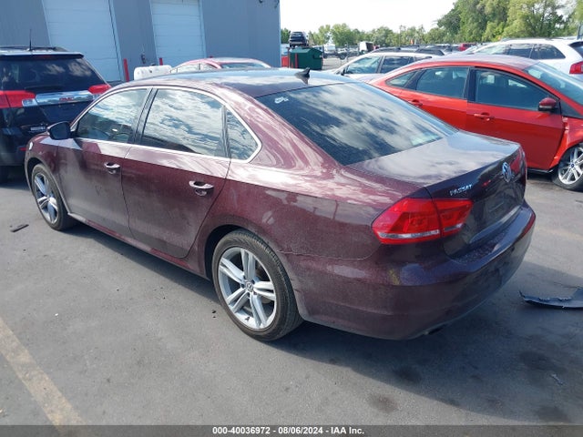 1VWBT7A36EC084670 Volkswagen Passat 1.8t Se