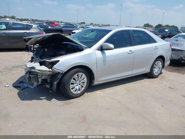Toyota CAMRY LE 2014 4T4BF1FK1ER384829 Image 2
