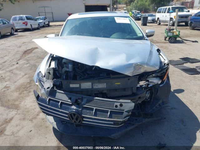 1VWCT7A39FC025506 Volkswagen Passat 1.8t Sel Premium