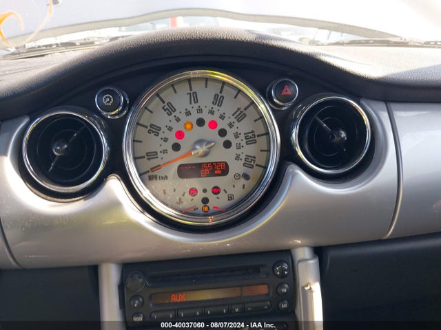 2006 MINI COOPER WMWRF33516TG16067 Photo 6