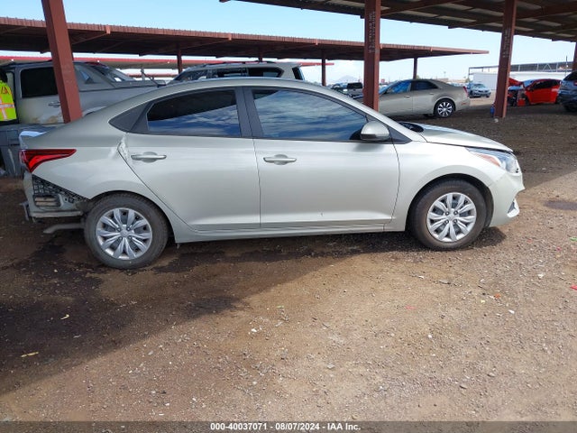 Hyundai ACCENT SE 2018 3KPC24A31JE011542 Image 13