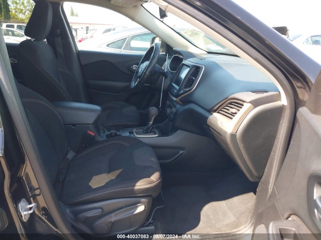 Jeep Cherokee Latitude 2015 1C4PJLCS2FW707195 Image 5