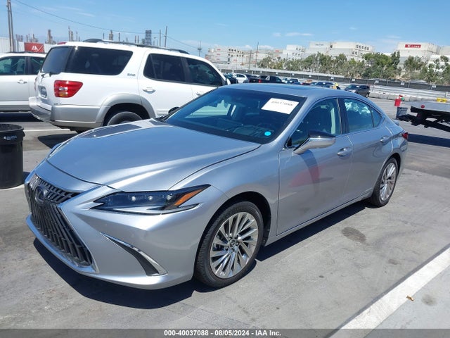 58AEA1C1XNU020483 Lexus Es 300h Luxury