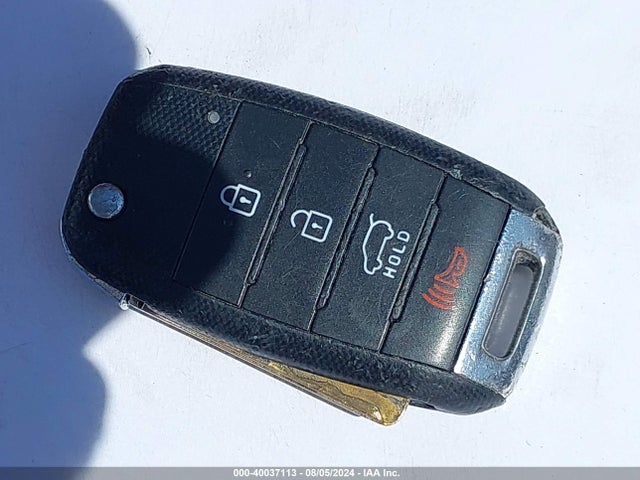 KIA Sorento Lx V6 2015 5XYKTDA72FG600296 Image 11