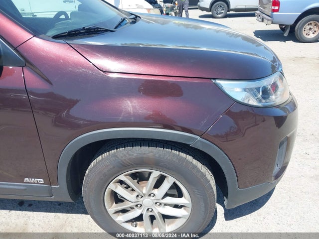 KIA Sorento Lx V6 2015 5XYKTDA72FG600296 Image 6