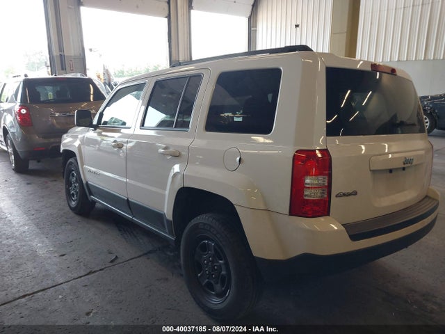 1C4NJRBB6HD111212 Jeep Patriot Sport 4x4