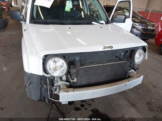 1C4NJRBB6HD111212 Jeep Patriot Sport 4x4