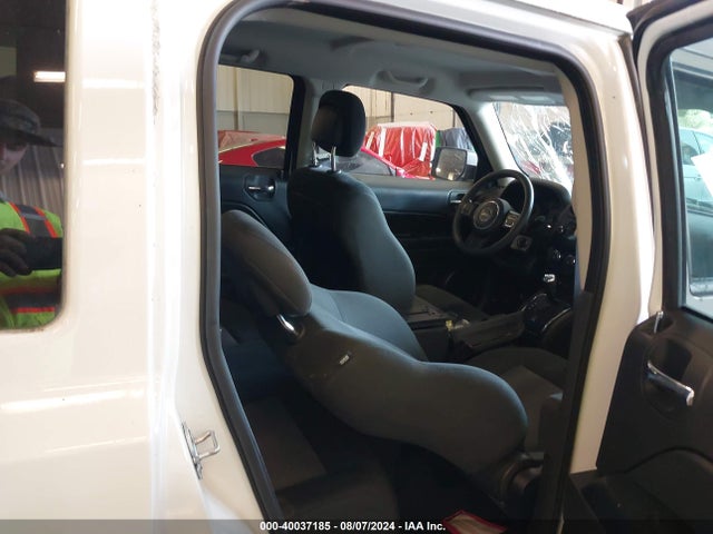 1C4NJRBB6HD111212 Jeep Patriot Sport 4x4