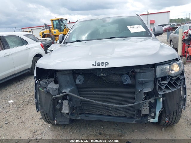 1C4RJFAG2JC122040 Jeep Grand Cherokee Altitude 4x4