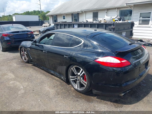 2011 PORSCHE PANAMERA WP0AC2A71BL090327 Photo 2