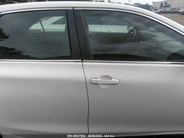 Toyota CAMRY LE 2015 4T4BF1FKXFR461697 Image 13
