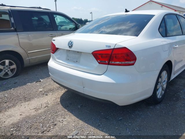1VWAT7A37EC107062 Volkswagen Passat 1.8t Wolfsburg Edition