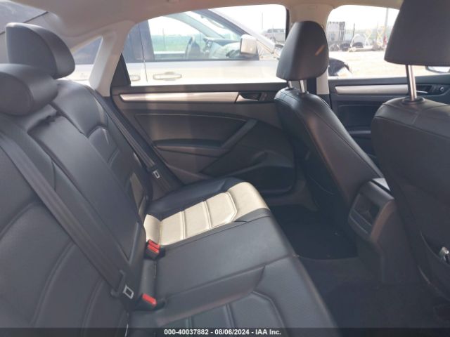 1VWAT7A37EC107062 Volkswagen Passat 1.8t Wolfsburg Edition