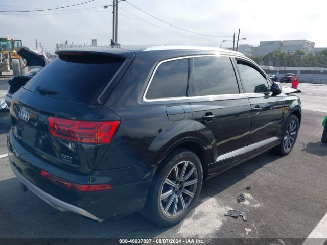 WA1LAAF78HD005918 Audi Q7 3.0t Premium
