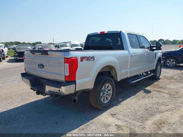 Ford F-250 Xlt 2018 1FT7W2B66JEC99606 Image 4