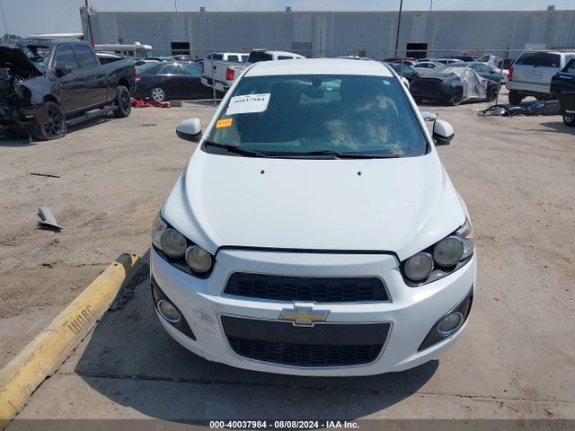 Chevrolet Sonic Ltz Auto 2015 1G1JE5SB7F4132071 Image 12
