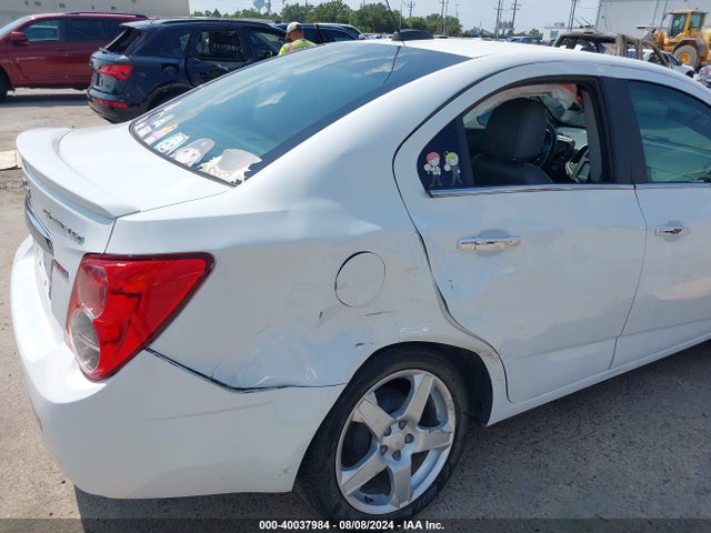 Chevrolet Sonic Ltz Auto 2015 1G1JE5SB7F4132071 Image 6